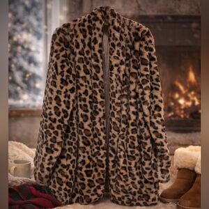 Brown Teddy Jacket with Animal Print Leopard Print and Plush Texture Size Large